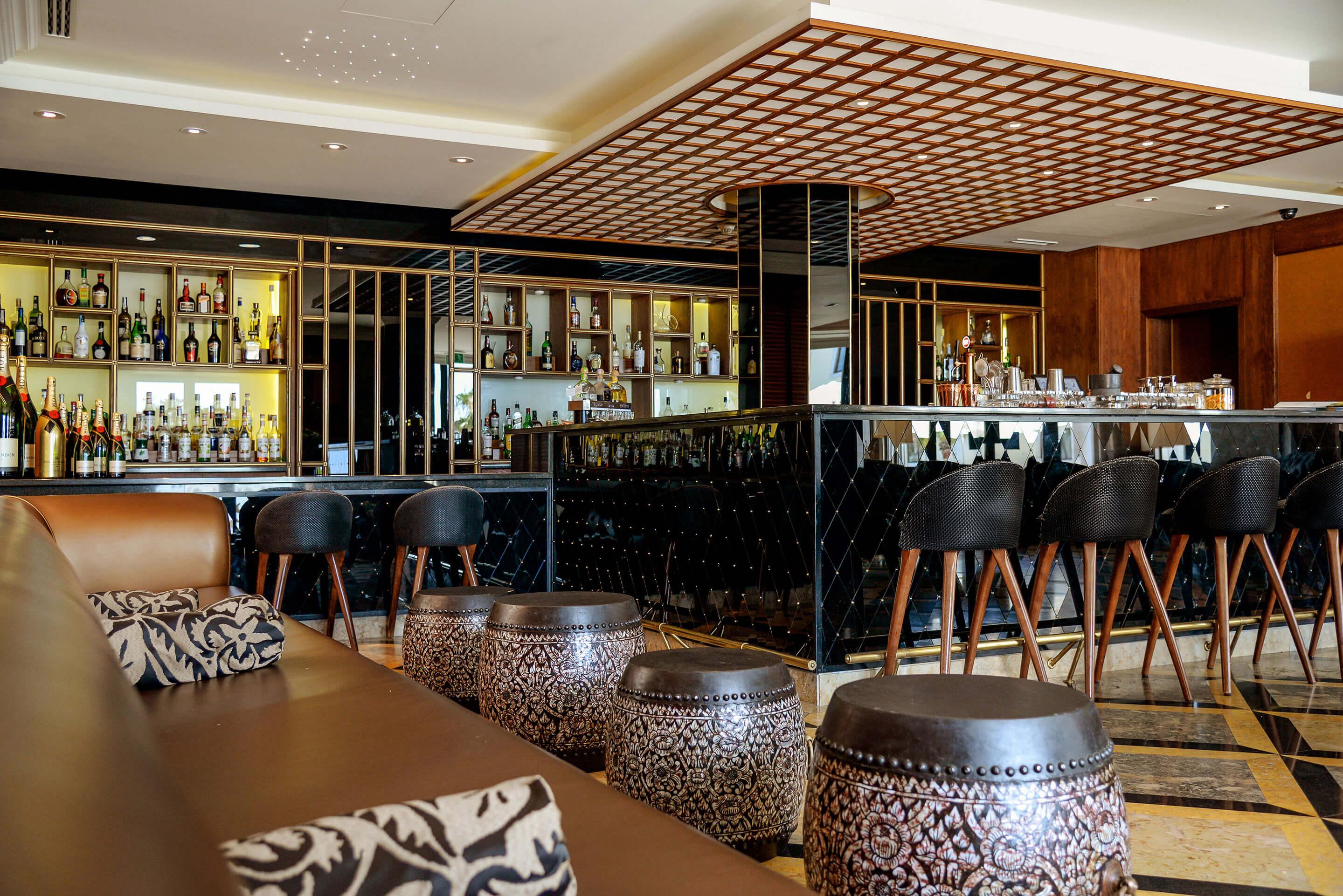 Grande Real Villa Italia Hotel & Spa Cascais Ngoại thất bức ảnh The bar at the hotel