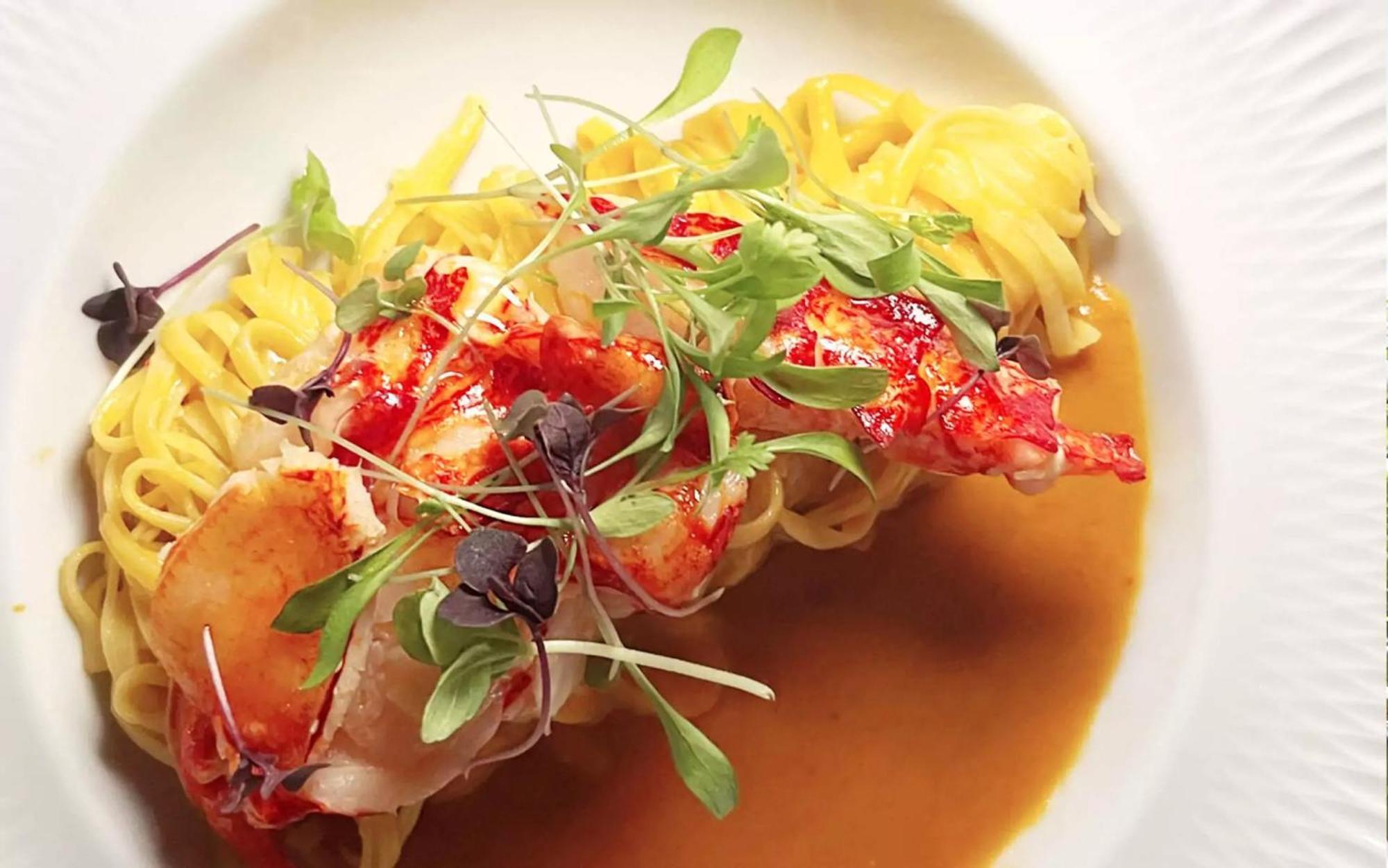 Grande Real Villa Italia Hotel & Spa Cascais Ngoại thất bức ảnh A lobster dish