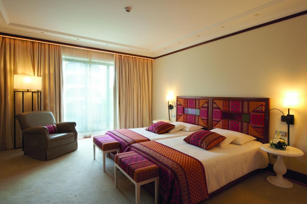 Grande Real Villa Italia Hotel & Spa Cascais Ngoại thất bức ảnh A room at the hotel